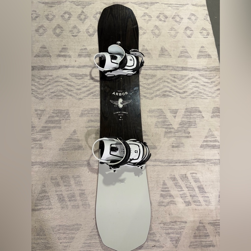 Arbor Element Camber 156 with Union Force medium bindings
